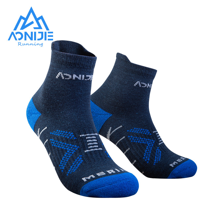 One Pair AONIJIE E4828 E4829 Thickened Wool Socks camping socks